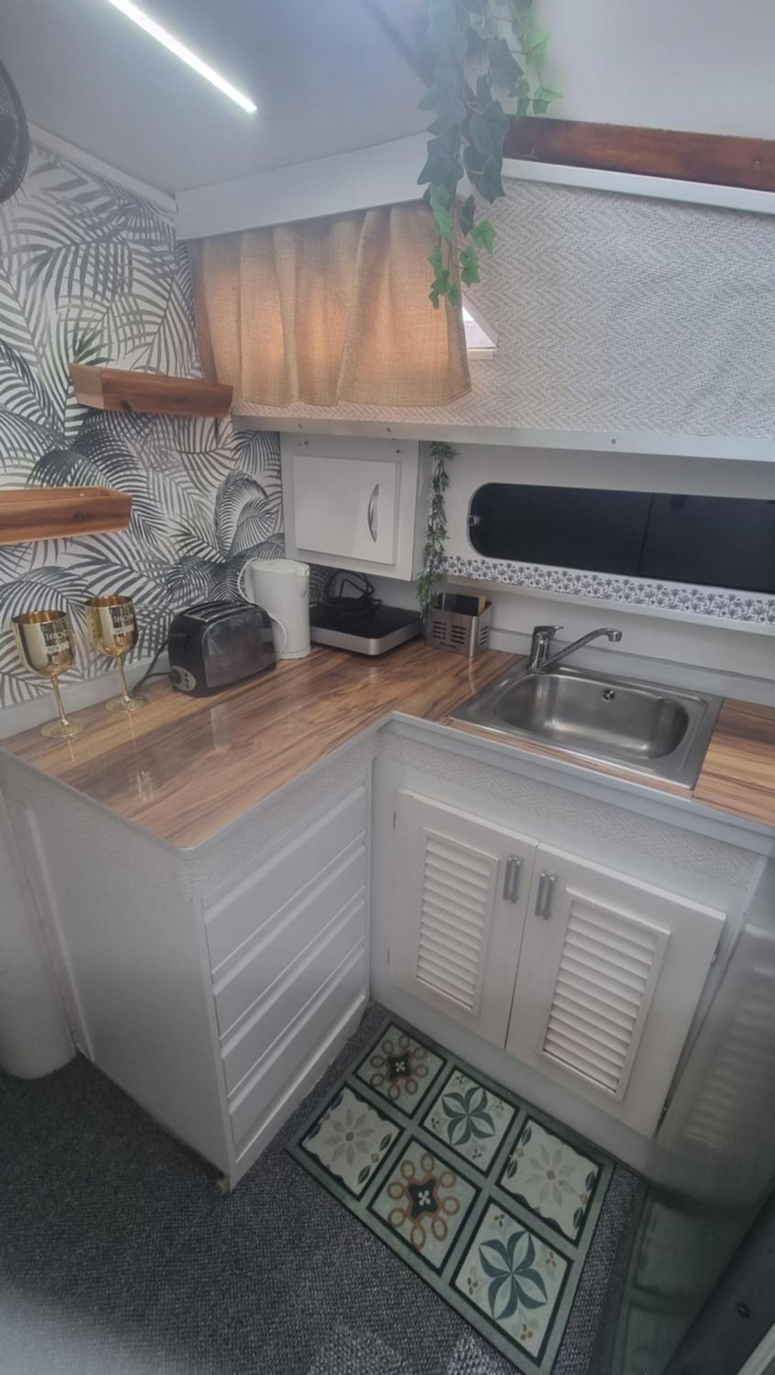 Hotel Beautiful And Comfy Boat In Barcelona With Boat Tour Option Exterior foto